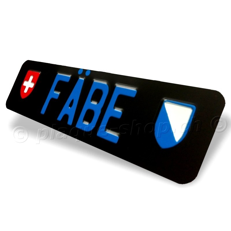 Plaque minéralogique suisse avant avec écussons, texte en couleur.